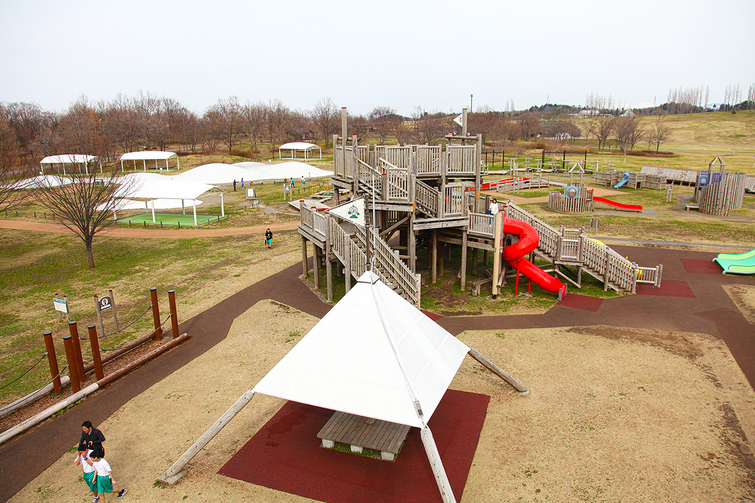 越後丘陵公園｜大型アスレチック