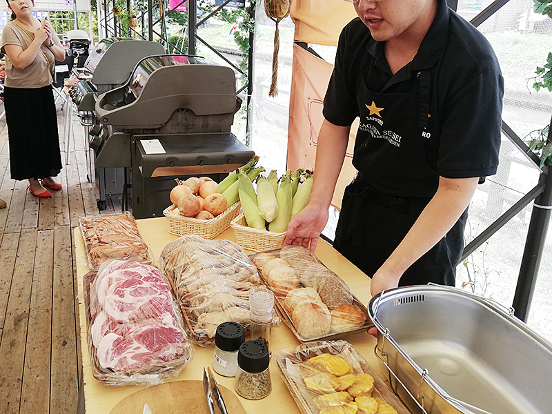 与板中川清兵衛BBQビール園｜お肉