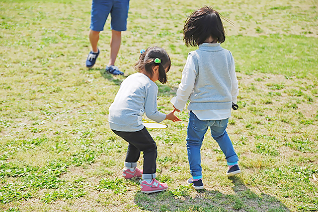 子供外遊び